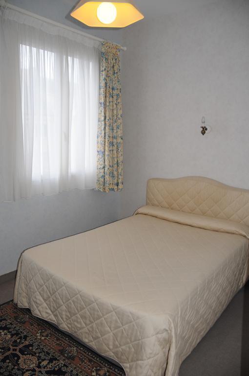Hotel Le Touraine Saint-Nazaire (Loire-Atlantique) Quarto foto