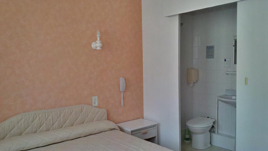 Hotel Le Touraine Saint-Nazaire (Loire-Atlantique) Quarto foto